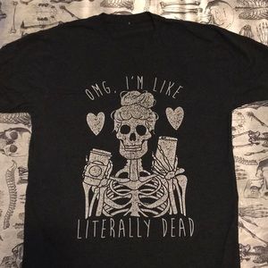 Halloween skeleton tee